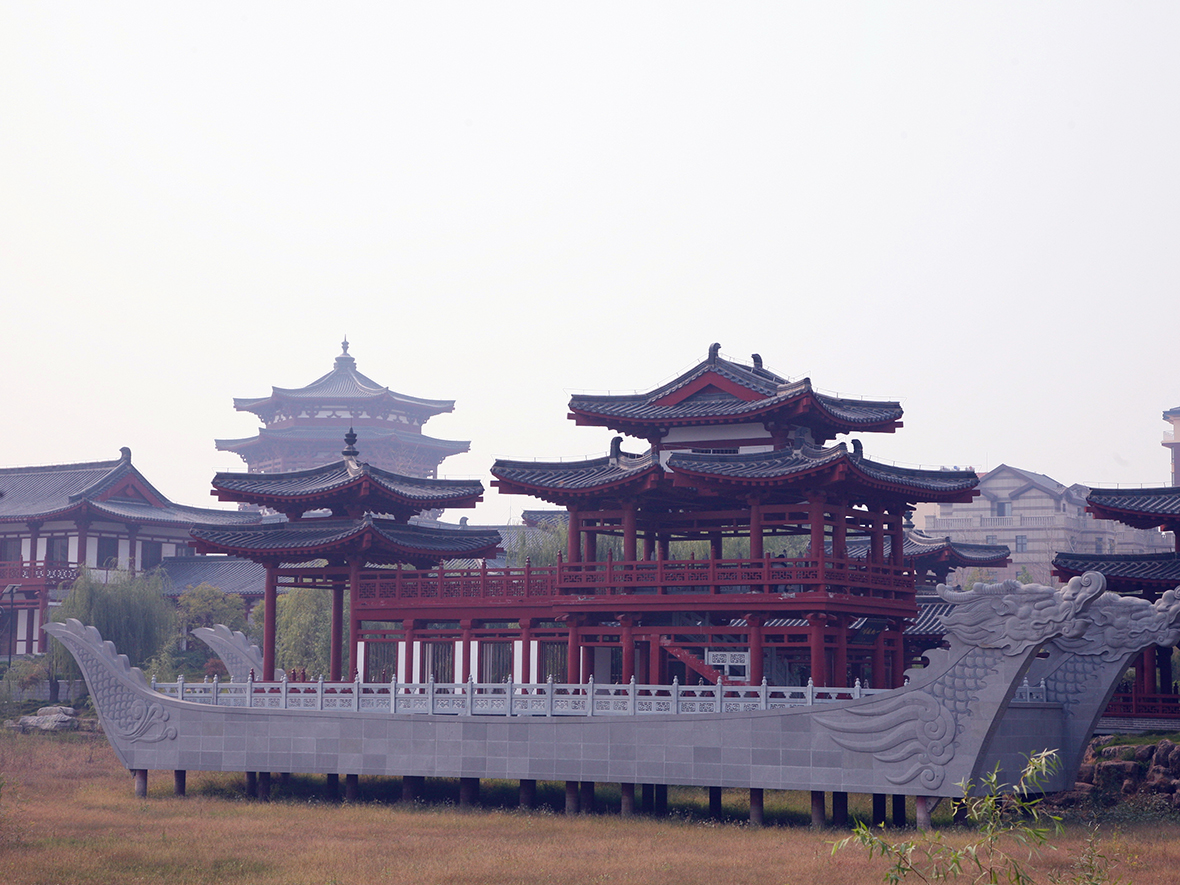  山東費縣顏真卿公園船枋石雕
